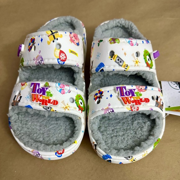 NWT Crocs Disney Parks Holiday Pixar Toy To The World White Slides Sandals - Picture 3 of 7
